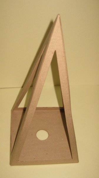 260597_Papp-Art-Pyramide-Rahmen-15x15x31,5cm