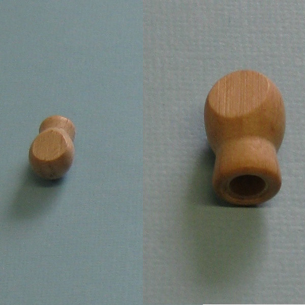 36067 Holzhand für Figuren 18x9mm
