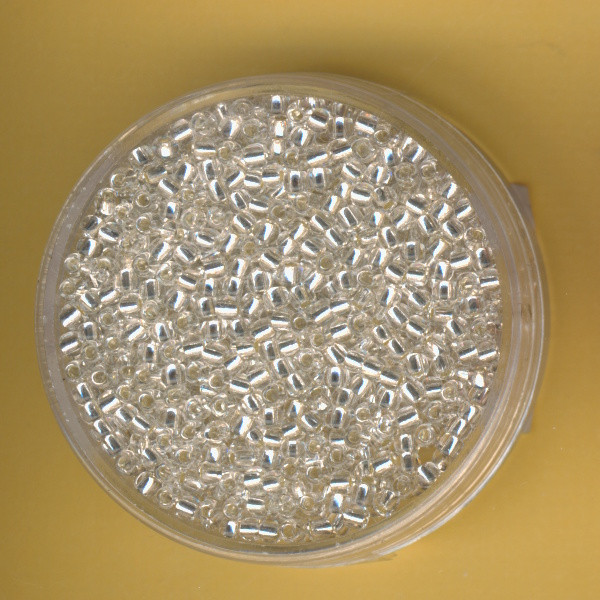 961121 Toho Beads 2,2mm kristall Silbereinzug 12g