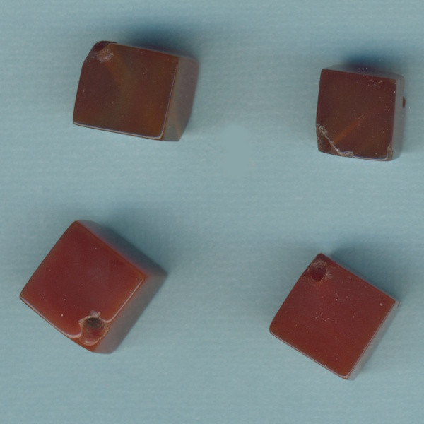 8152-141 Carneol Würfel 12x12x12mm 4 Stück