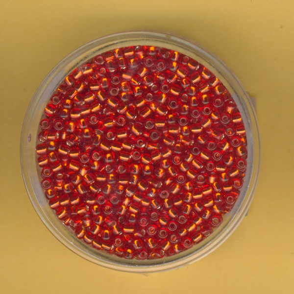 9611252 Toho Beads 2,2mm hellrot Silbereinzug 12g